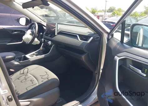 2024 Toyota Rav4 Xle from USA, damaged, VIN 2T3P1RFV8RC472461